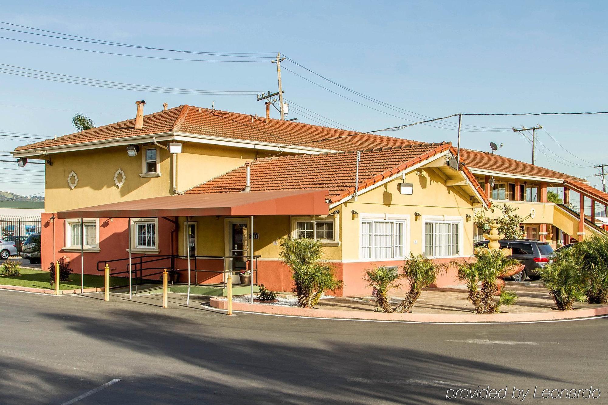 Rodeway Inn & Suites Near The Coliseum & Arena Oakland Extérieur photo