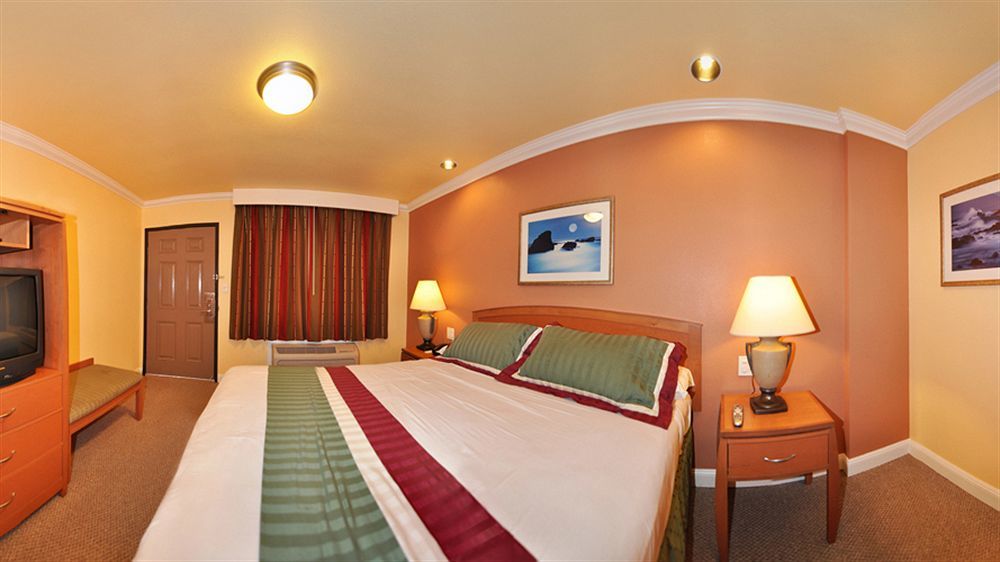 Rodeway Inn & Suites Near The Coliseum & Arena Oakland Extérieur photo
