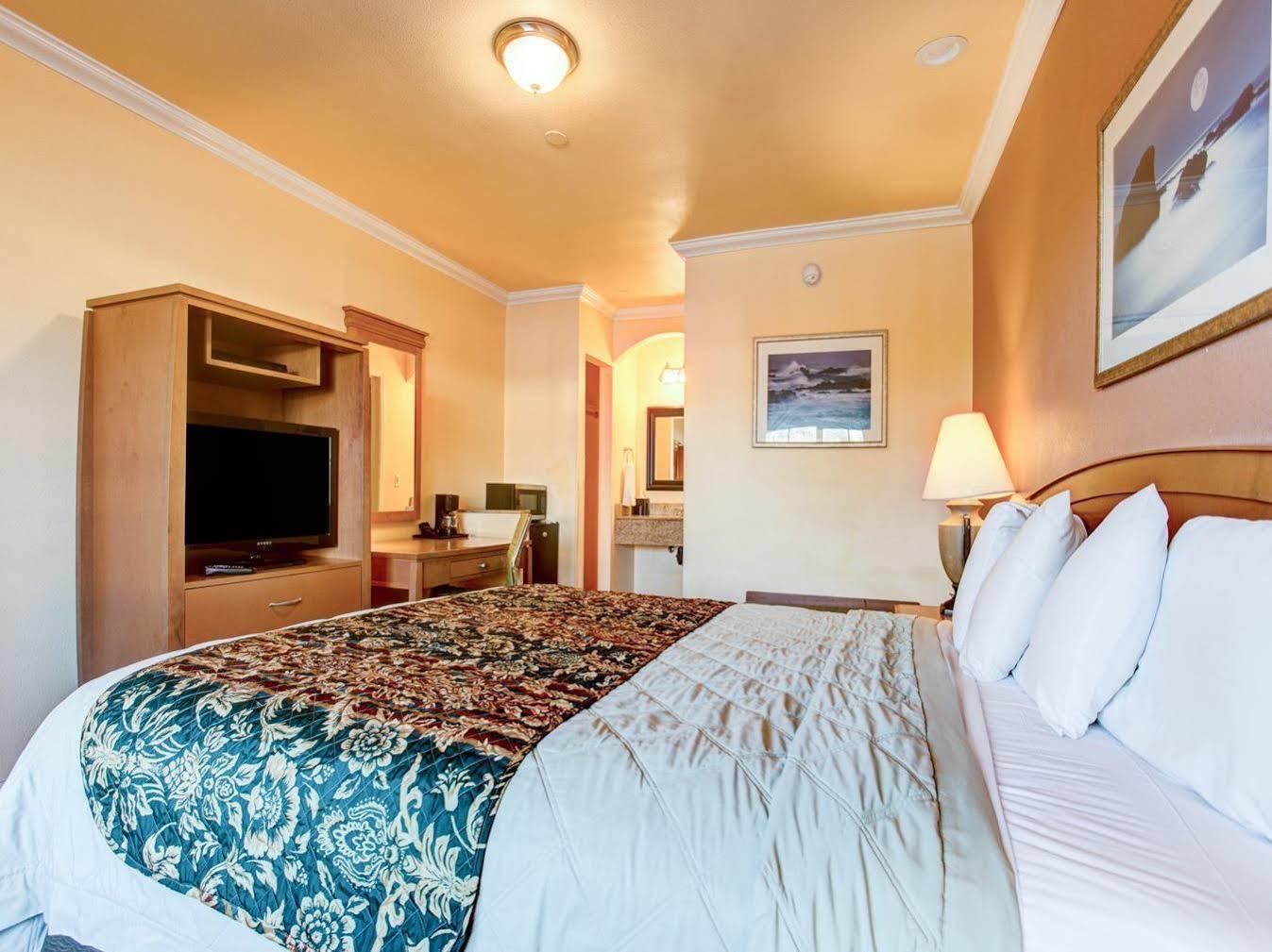 Rodeway Inn & Suites Near The Coliseum & Arena Oakland Extérieur photo