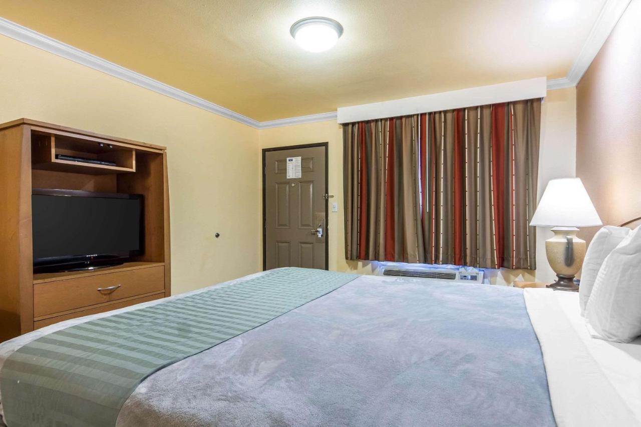 Rodeway Inn & Suites Near The Coliseum & Arena Oakland Extérieur photo