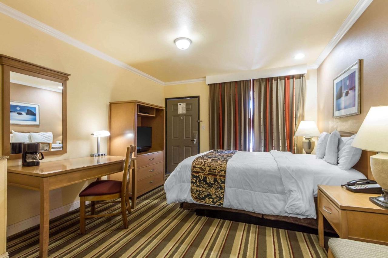 Rodeway Inn & Suites Near The Coliseum & Arena Oakland Extérieur photo