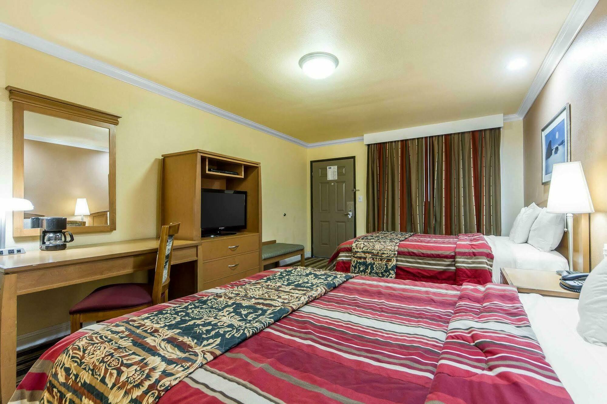 Rodeway Inn & Suites Near The Coliseum & Arena Oakland Extérieur photo
